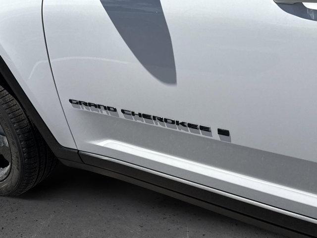 new 2025 Jeep Grand Cherokee car, priced at $46,127