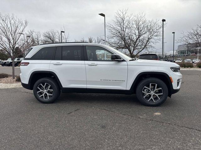 new 2025 Jeep Grand Cherokee car, priced at $44,237