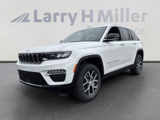 new 2025 Jeep Grand Cherokee car, priced at $43,237