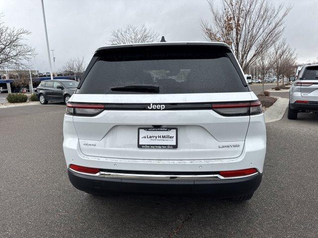 new 2025 Jeep Grand Cherokee car, priced at $44,237