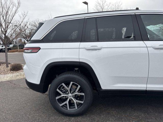 new 2025 Jeep Grand Cherokee car, priced at $43,237