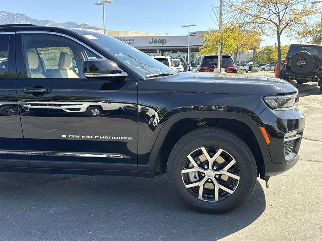 new 2025 Jeep Grand Cherokee car, priced at $46,790