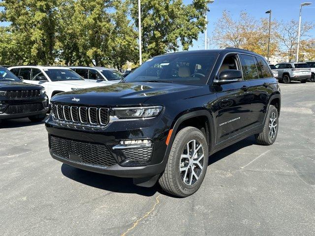 new 2025 Jeep Grand Cherokee car, priced at $46,790