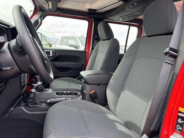 new 2025 Jeep Gladiator car, priced at $40,991