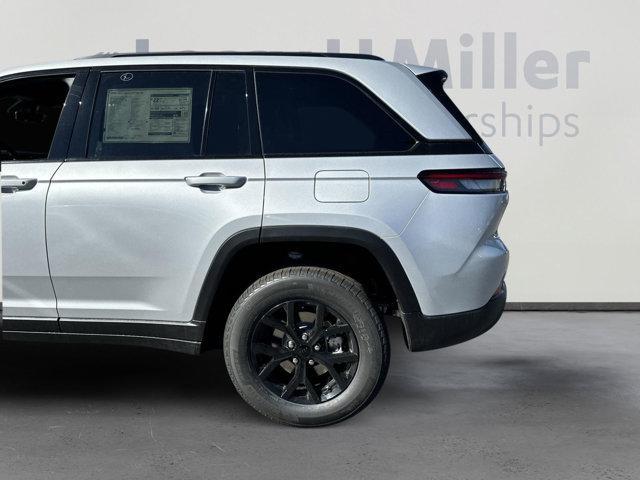 new 2025 Jeep Grand Cherokee car, priced at $42,614