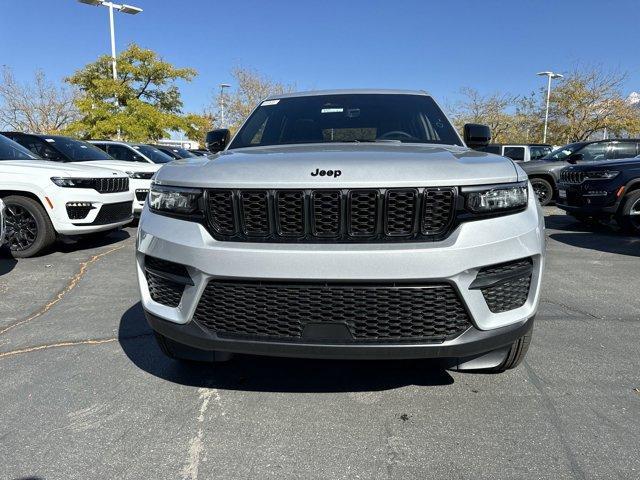 new 2025 Jeep Grand Cherokee car, priced at $46,025