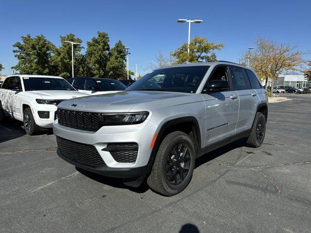 new 2025 Jeep Grand Cherokee car, priced at $46,025