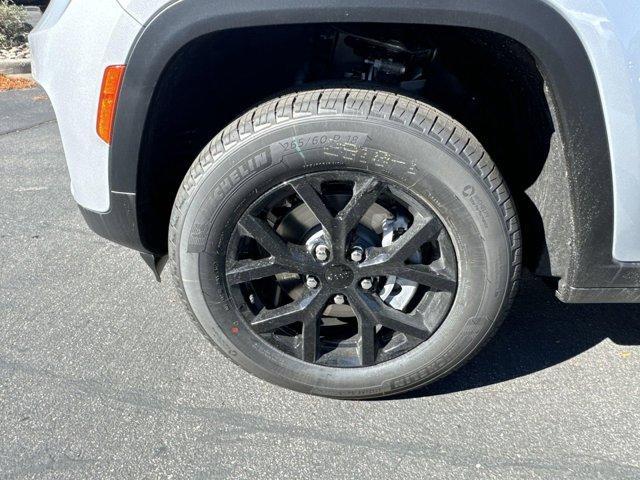 new 2025 Jeep Grand Cherokee car, priced at $42,614