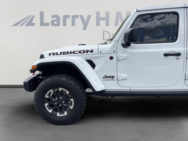 new 2025 Jeep Gladiator car, priced at $56,070