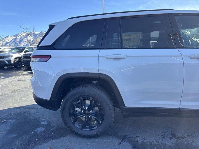 new 2025 Jeep Grand Cherokee car, priced at $42,078