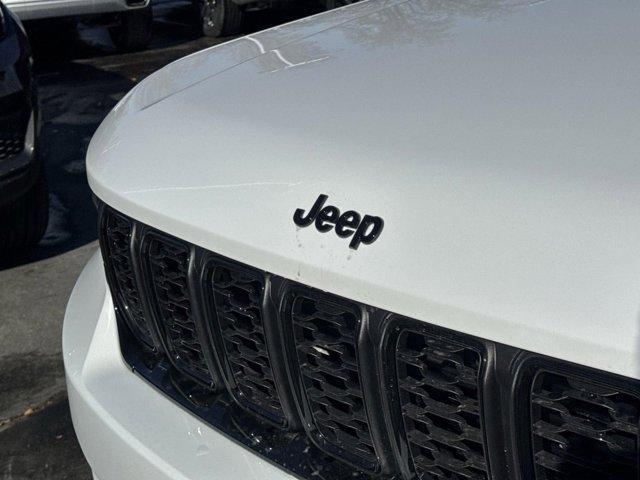 new 2025 Jeep Grand Cherokee car, priced at $42,078