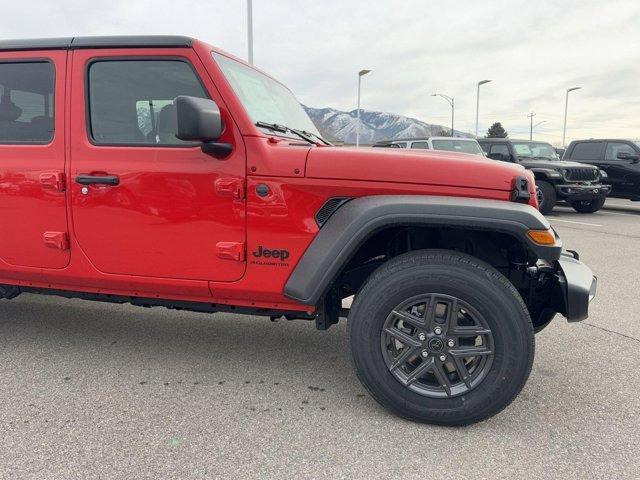 new 2025 Jeep Gladiator car, priced at $45,482