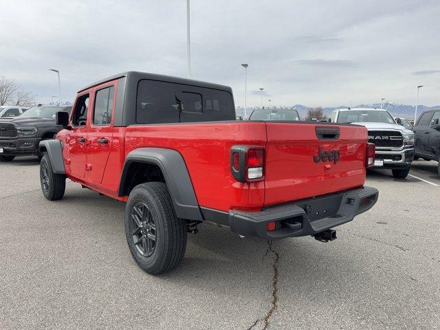 new 2025 Jeep Gladiator car, priced at $45,995