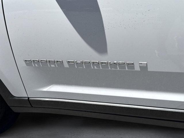 new 2025 Jeep Grand Cherokee car, priced at $48,842
