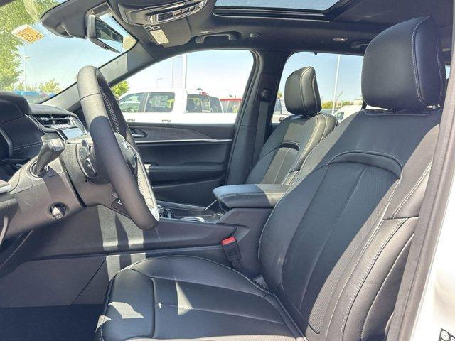 new 2025 Jeep Grand Cherokee car, priced at $48,842