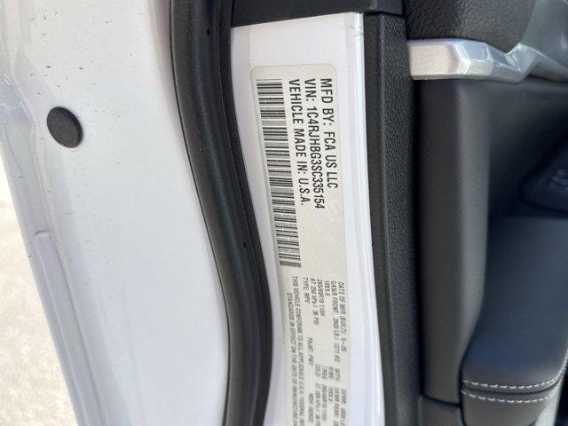 new 2025 Jeep Grand Cherokee car, priced at $48,842