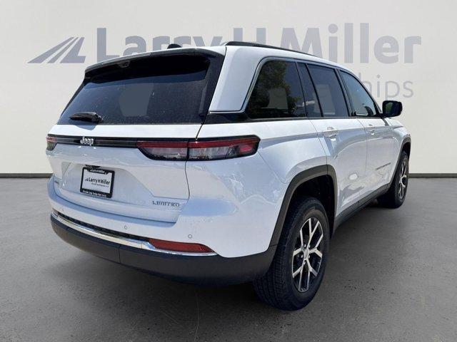 new 2025 Jeep Grand Cherokee car, priced at $48,842