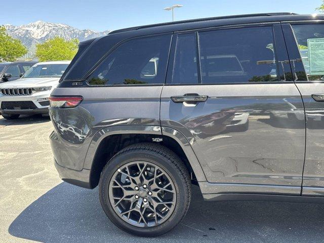 new 2025 Jeep Grand Cherokee car, priced at $58,715