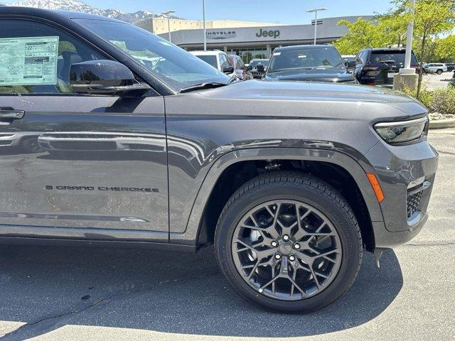new 2025 Jeep Grand Cherokee car, priced at $58,715