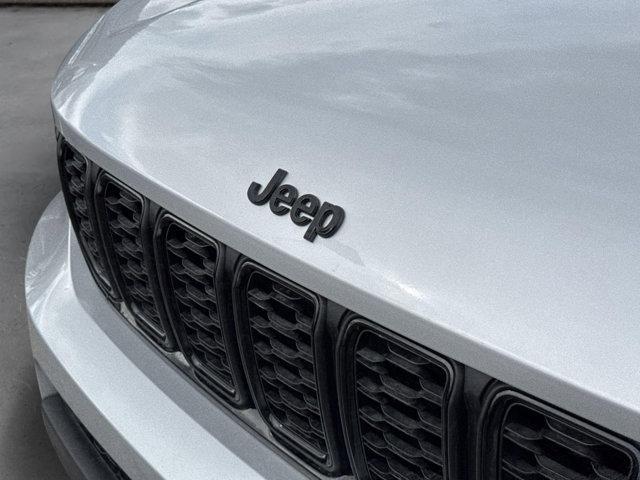 new 2025 Jeep Grand Cherokee L car, priced at $45,573