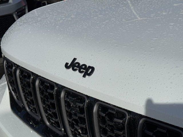 new 2025 Jeep Grand Cherokee car, priced at $66,972