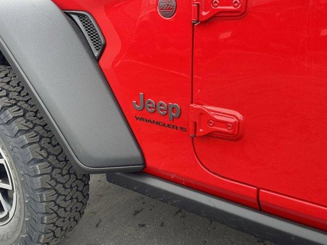 new 2025 Jeep Wrangler car, priced at $61,821