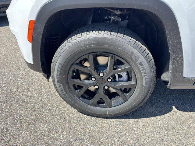 new 2025 Jeep Grand Cherokee L car, priced at $48,413