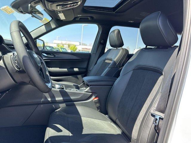 new 2025 Jeep Grand Cherokee L car, priced at $48,413