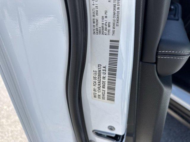 new 2025 Jeep Grand Cherokee L car, priced at $48,413