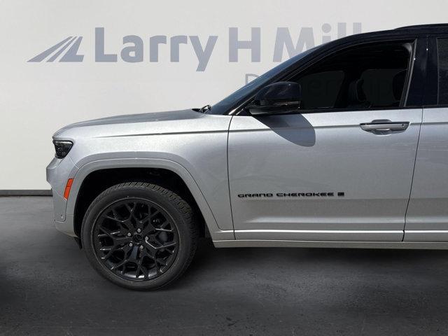 new 2025 Jeep Grand Cherokee car, priced at $67,049