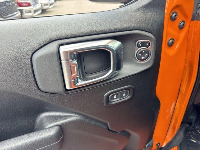 new 2025 Jeep Wrangler car, priced at $55,799