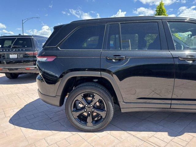 new 2024 Jeep Grand Cherokee car, priced at $42,488