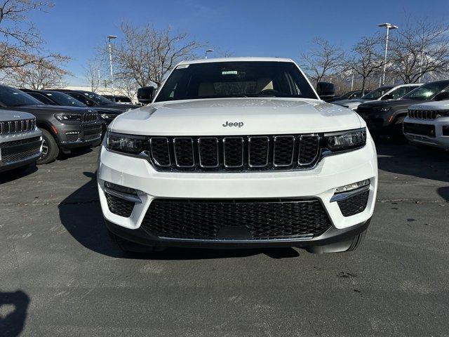 new 2025 Jeep Grand Cherokee car, priced at $45,195