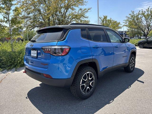 new 2025 Jeep Compass car, priced at $33,022