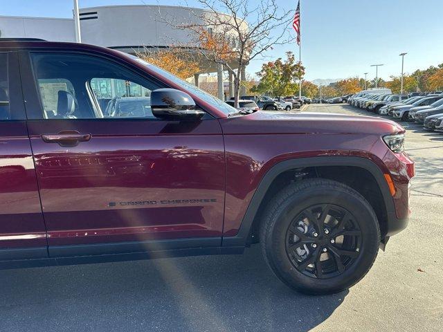 new 2025 Jeep Grand Cherokee car, priced at $46,025