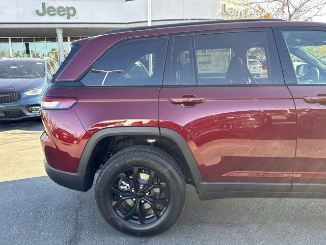 new 2025 Jeep Grand Cherokee car, priced at $42,614