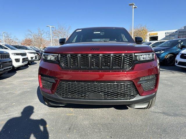 new 2025 Jeep Grand Cherokee car, priced at $46,025