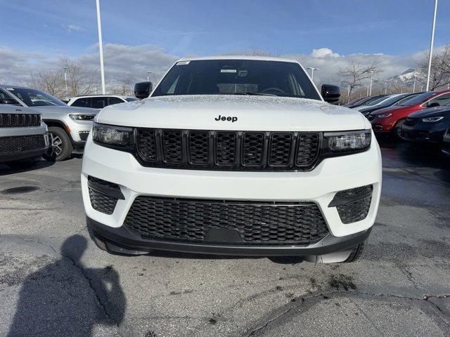 new 2025 Jeep Grand Cherokee car, priced at $43,578