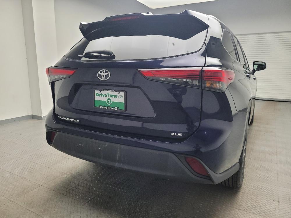 used 2022 Toyota Highlander car, priced at $31,595