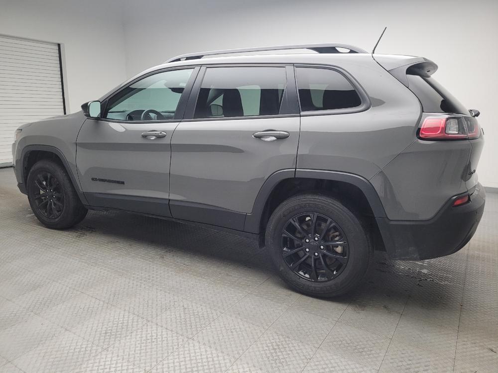 used 2023 Jeep Cherokee car, priced at $24,395