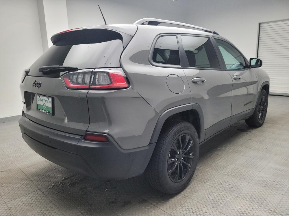 used 2023 Jeep Cherokee car, priced at $24,395