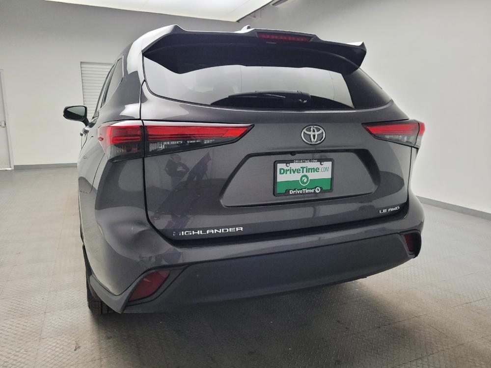 used 2021 Toyota Highlander car, priced at $27,395