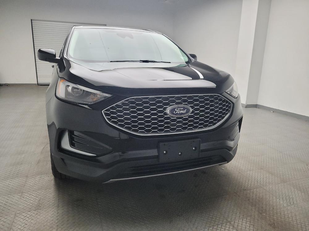 used 2024 Ford Edge car, priced at $26,495