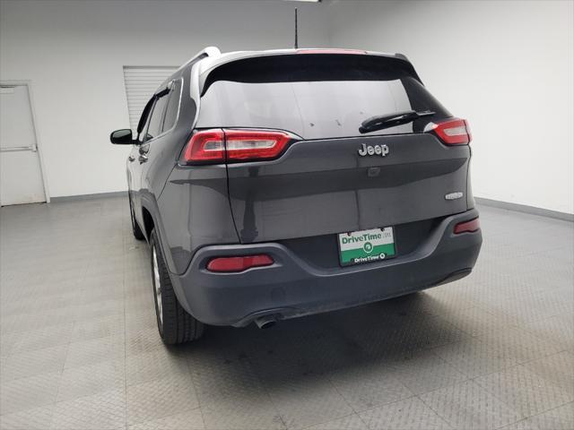 used 2016 Jeep Cherokee car, priced at $12,895