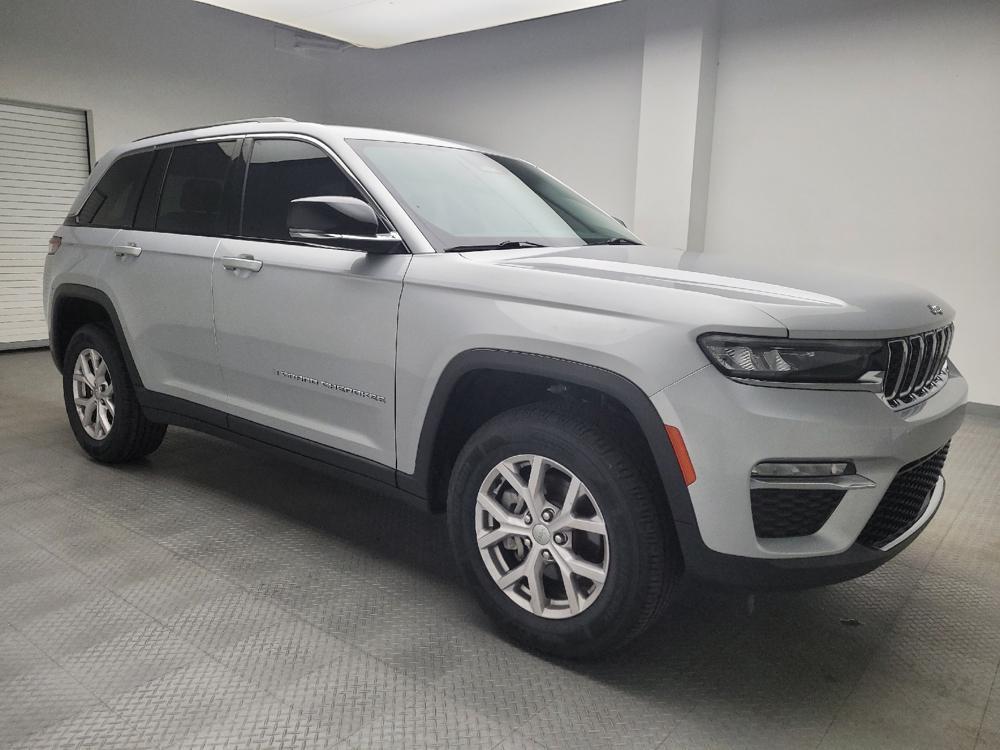 used 2022 Jeep Grand Cherokee car, priced at $27,495