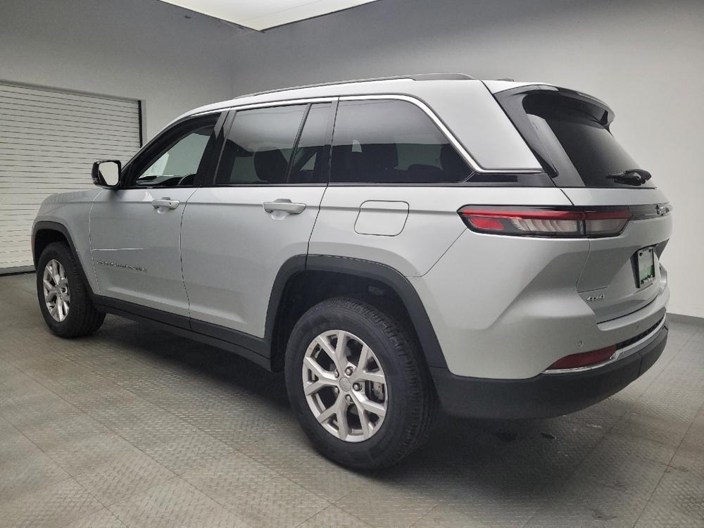 used 2022 Jeep Grand Cherokee car, priced at $27,495