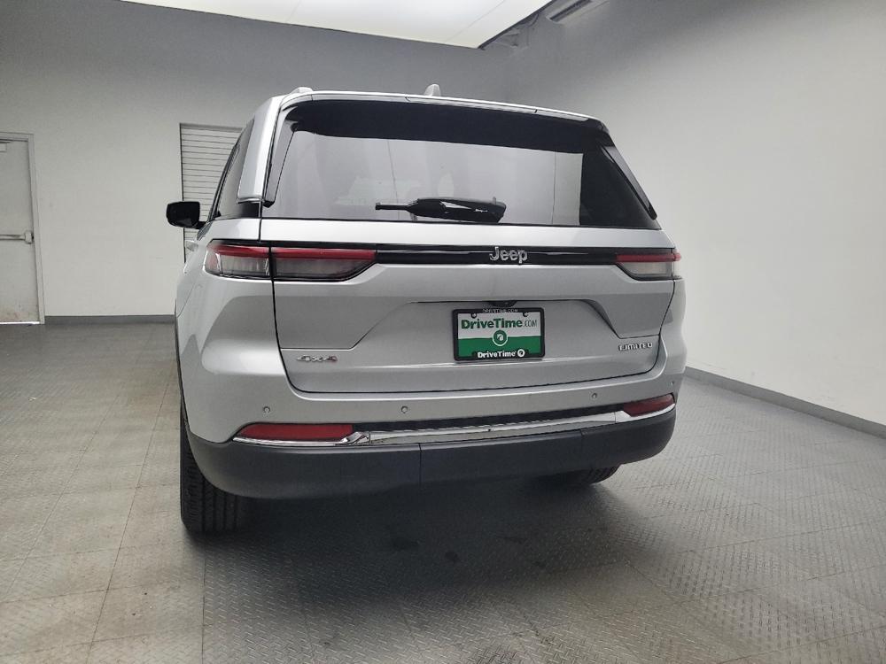 used 2022 Jeep Grand Cherokee car, priced at $27,495