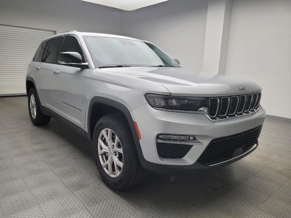 used 2022 Jeep Grand Cherokee car, priced at $27,495