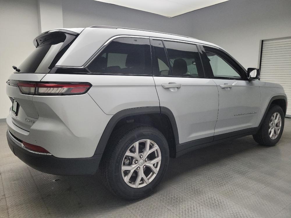 used 2022 Jeep Grand Cherokee car, priced at $27,495