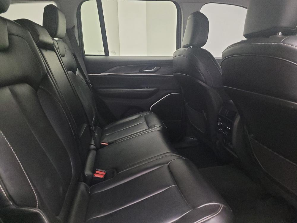 used 2022 Jeep Grand Cherokee car, priced at $27,495